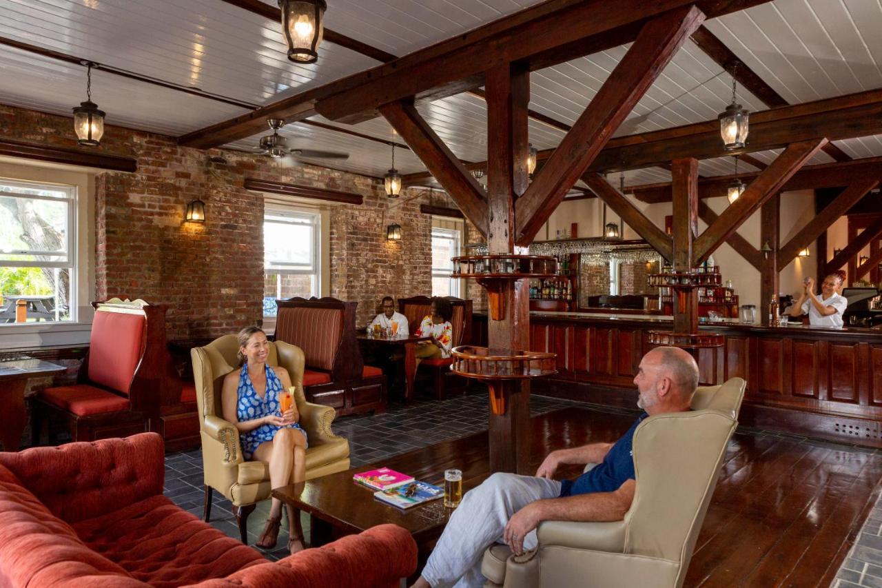 Copper And Lumber Store Hotel English Harbour 외부 사진