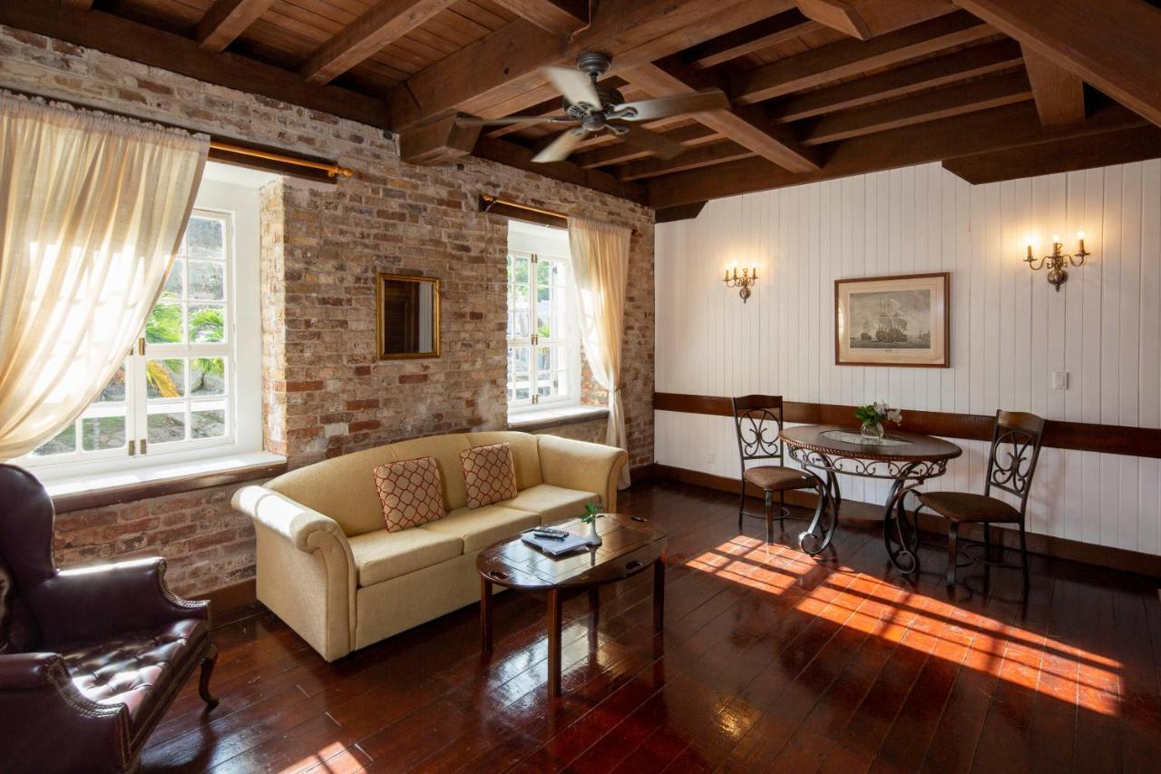 Copper And Lumber Store Hotel English Harbour 외부 사진