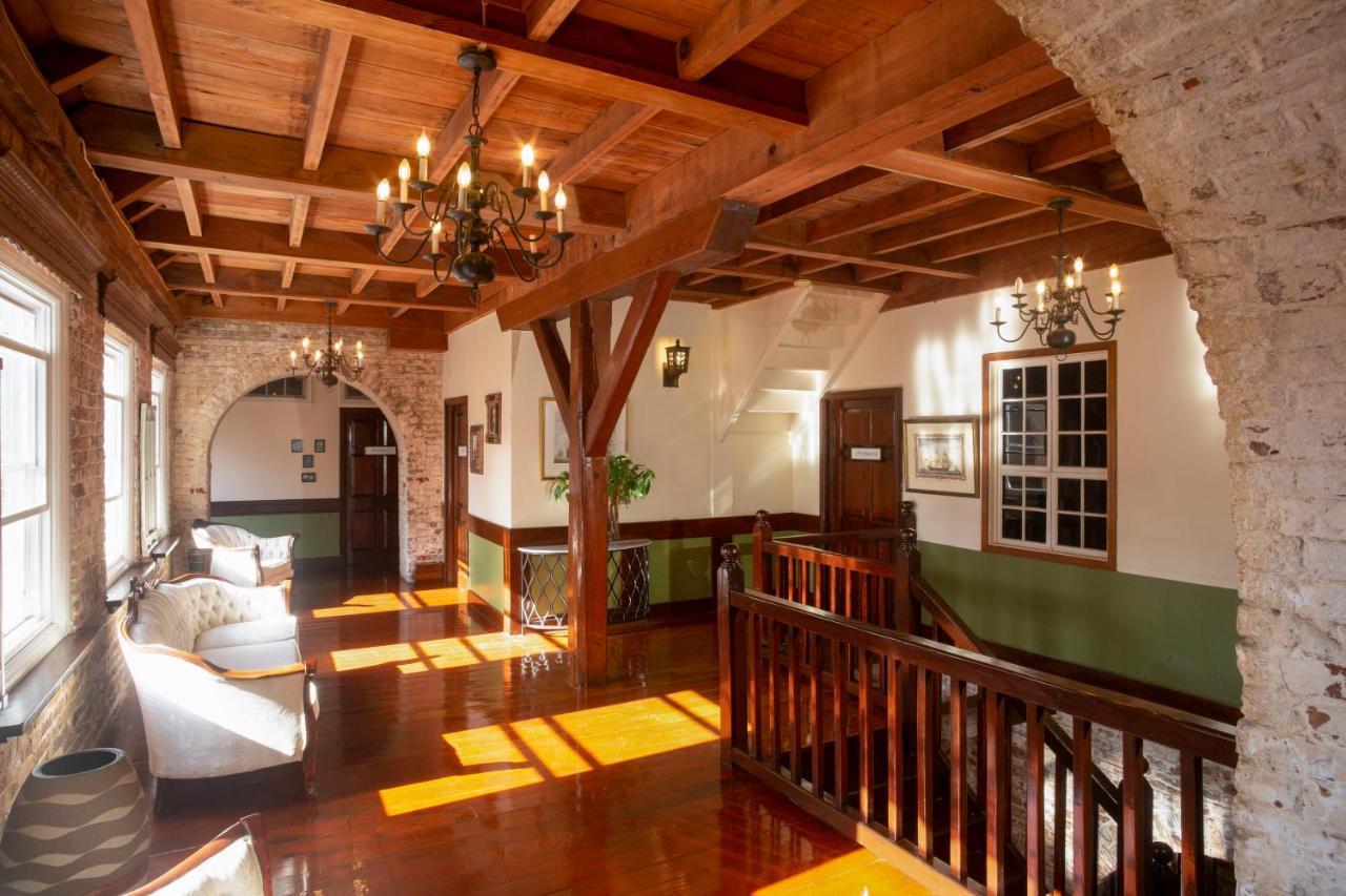 Copper And Lumber Store Hotel English Harbour 외부 사진