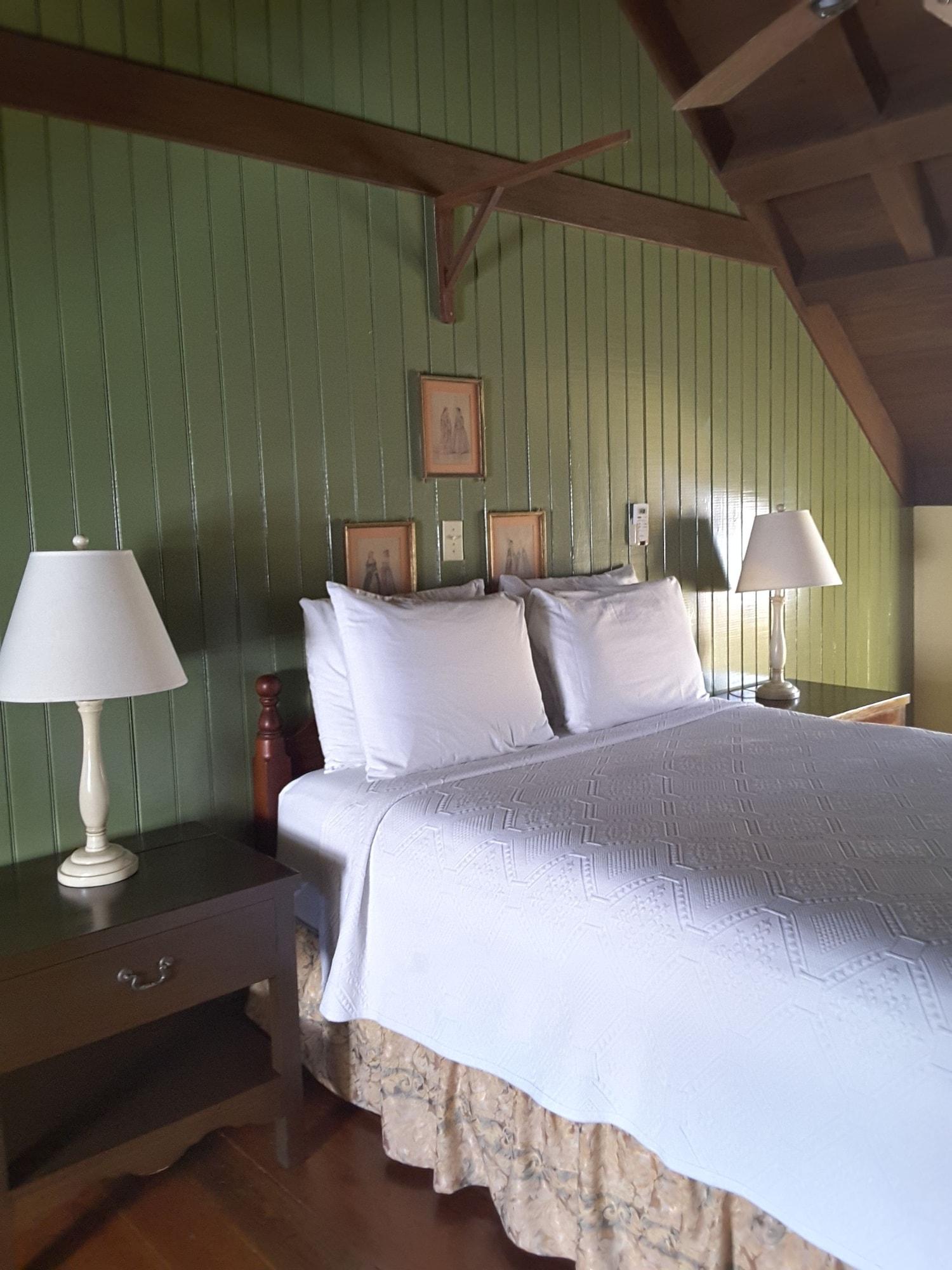 Copper And Lumber Store Hotel English Harbour 외부 사진