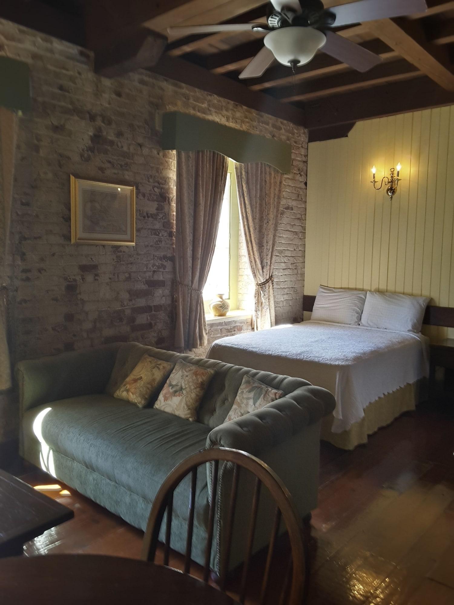Copper And Lumber Store Hotel English Harbour 외부 사진