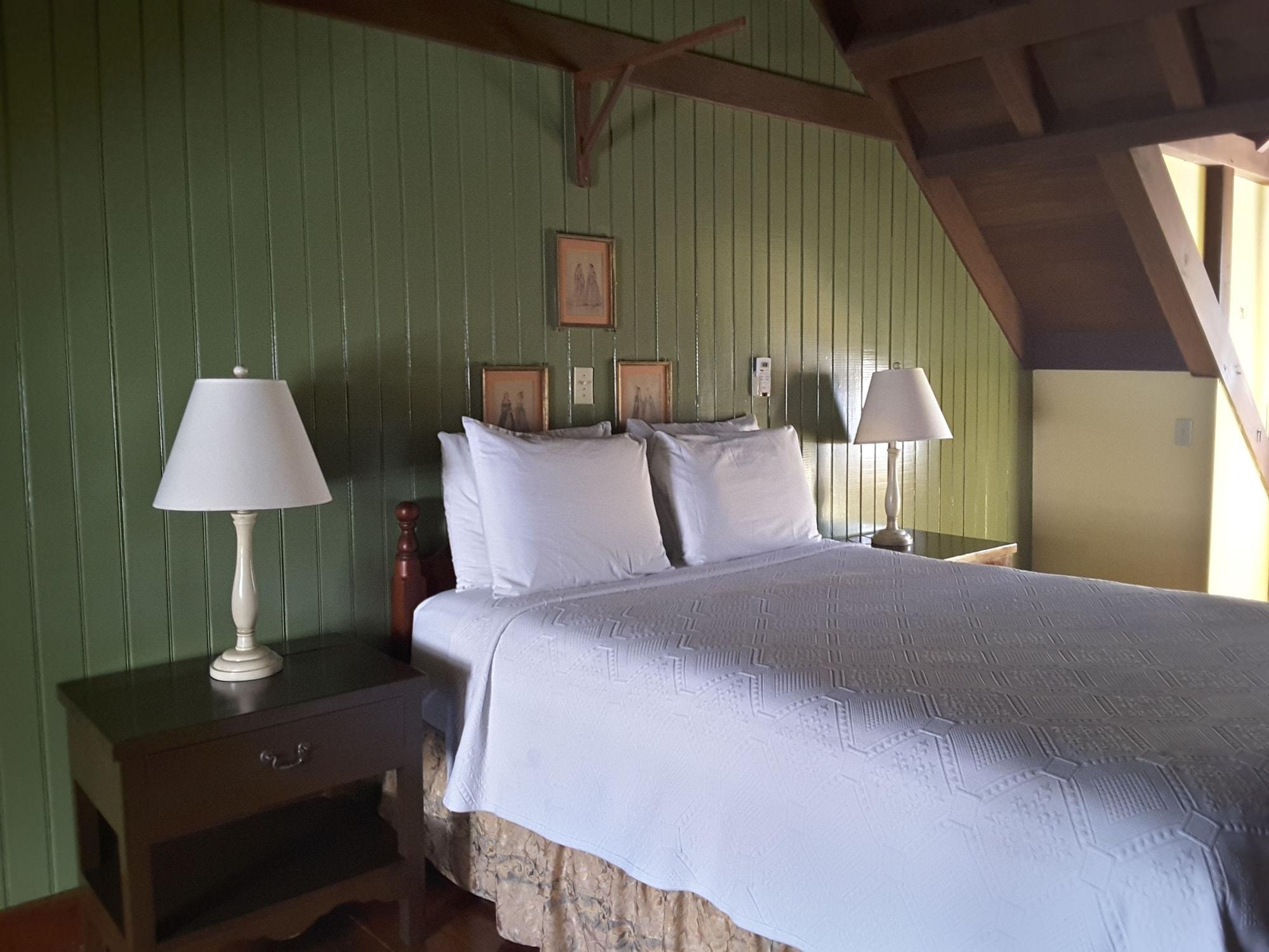 Copper And Lumber Store Hotel English Harbour 외부 사진