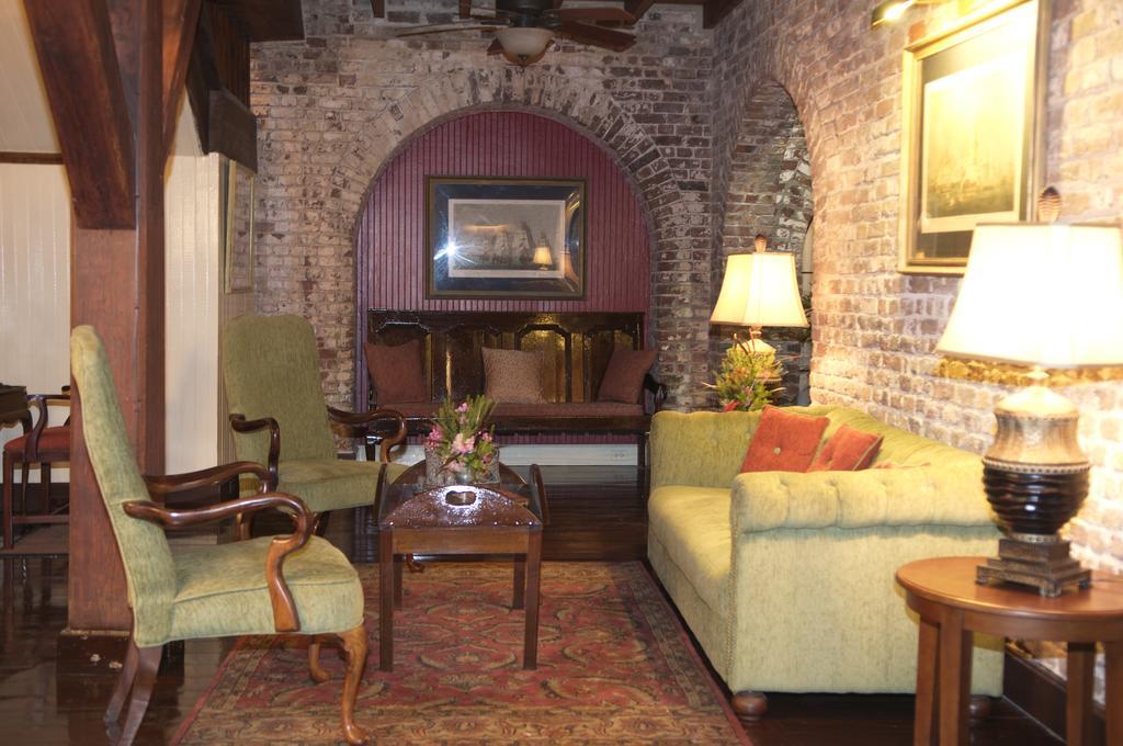 Copper And Lumber Store Hotel English Harbour 외부 사진