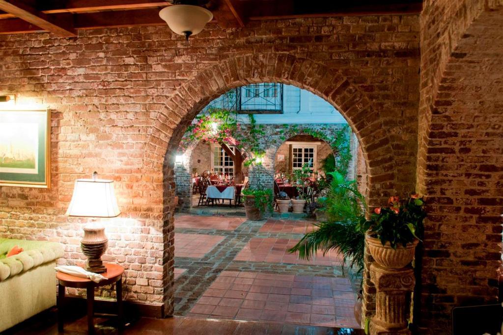 Copper And Lumber Store Hotel English Harbour 외부 사진