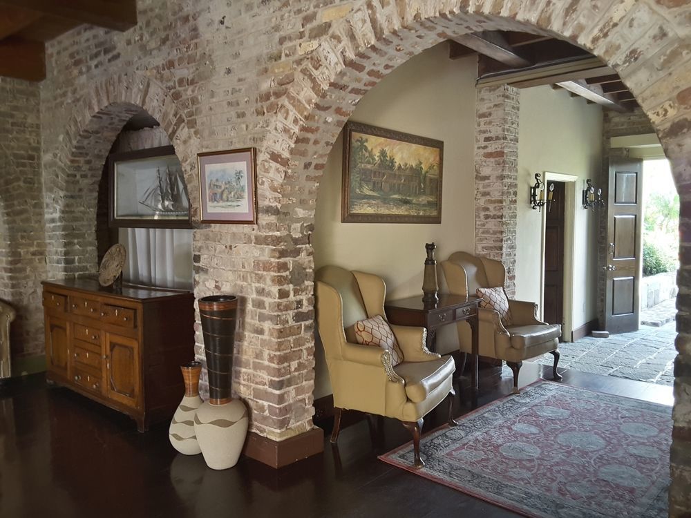 Copper And Lumber Store Hotel English Harbour 외부 사진